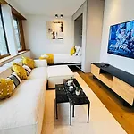 Beautiful One Bedroom W Balcony&parking-bel135 * لوكسمبورغ