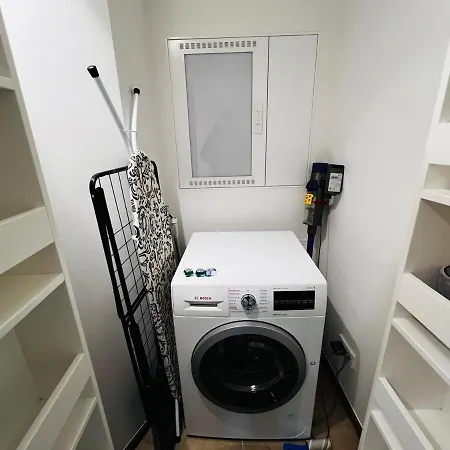 Lägenhet Beautiful One Bedroom W Balcony&parking-bel135 Luxemburg