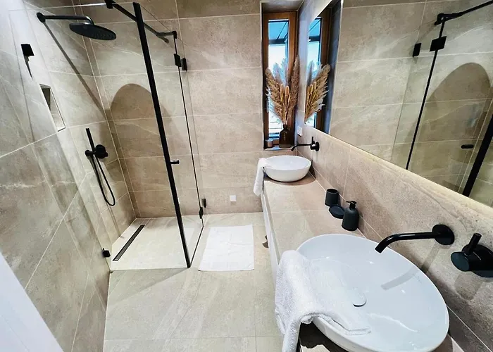 Beautiful One Bedroom W Balcony&parking-bel135 Daire Lüksemburg